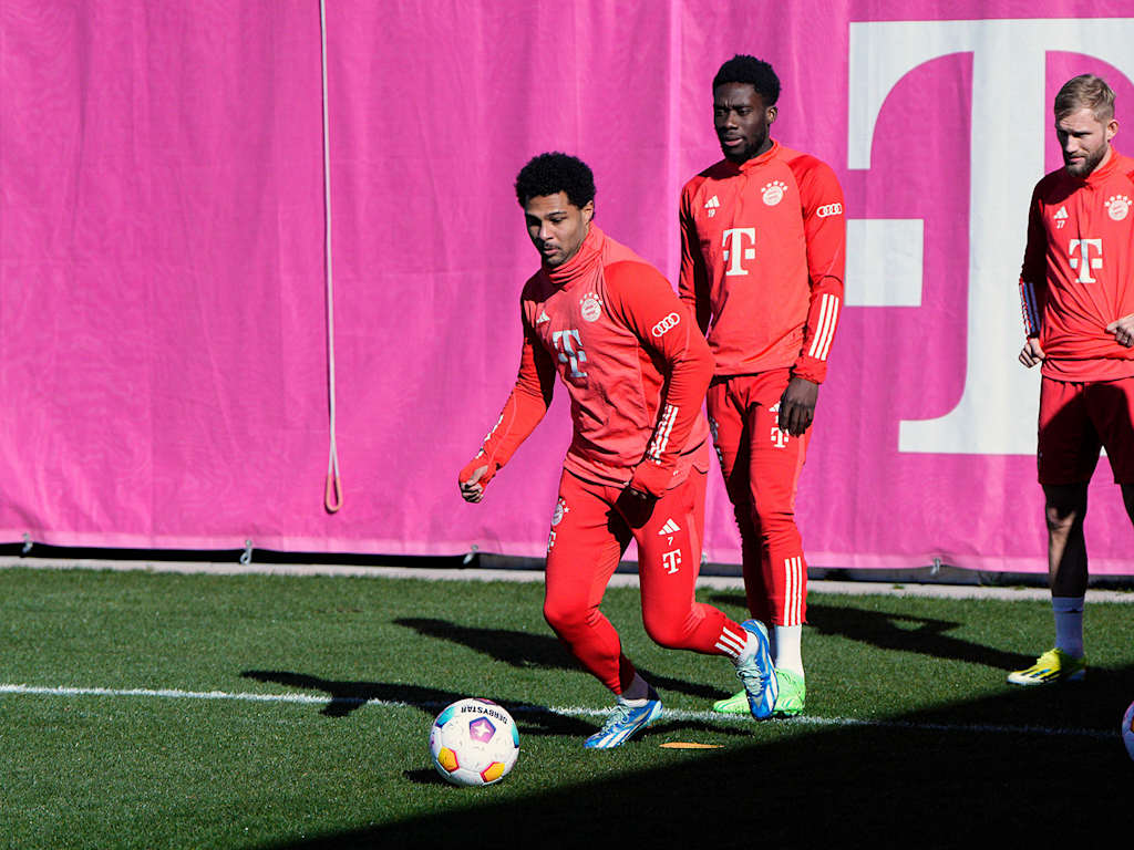 Serge Gnabry Alphonso Davies, FC Bayern