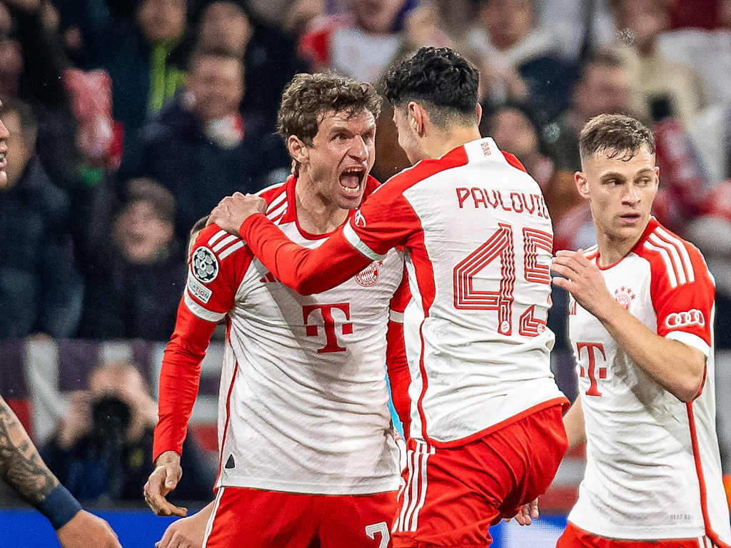 Spielszene aus dem Champions League-Achtelfinale FC Bayern gegen Lazio Rom