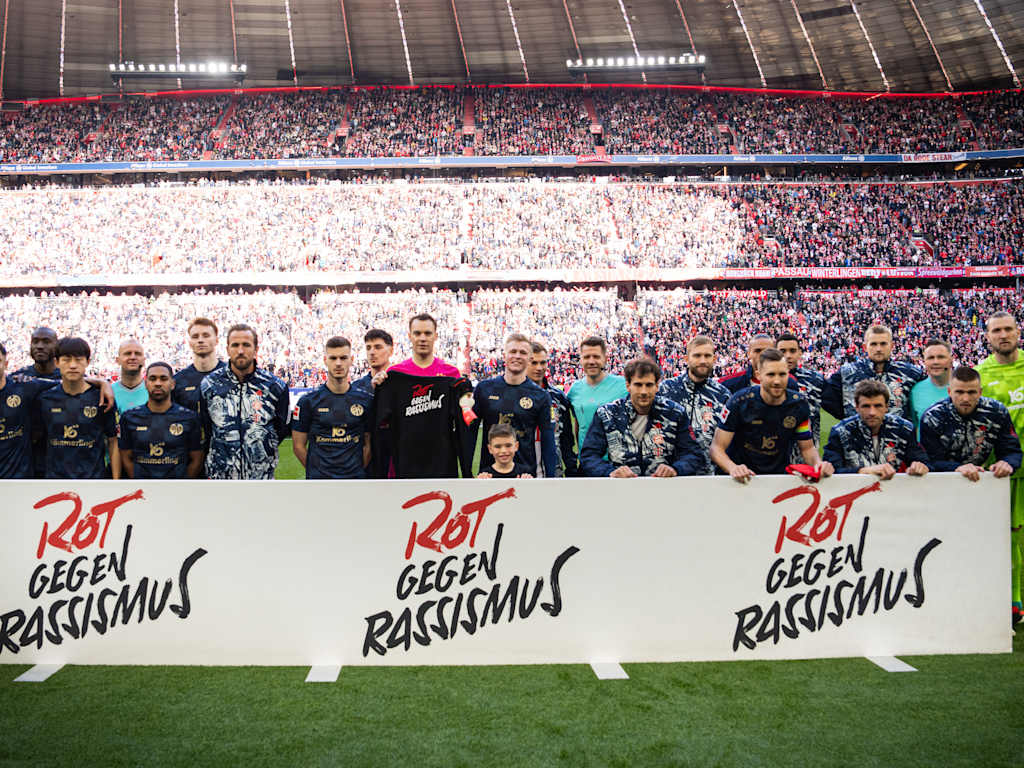 Rot gegen Rassismus FC Bayern 1. FSV Mainz 05
