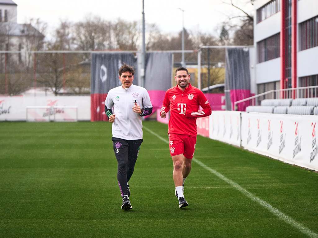 Raphaël Guerreiro FC Bayern