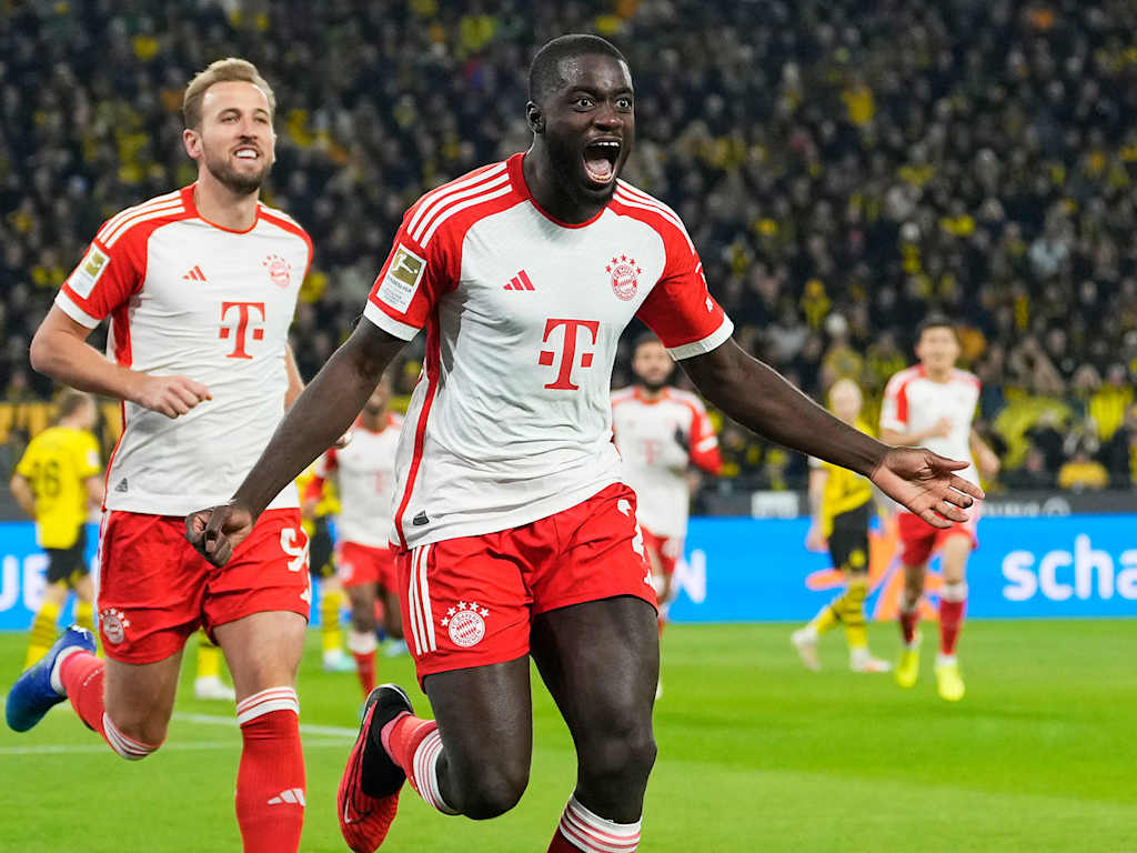 Szene der Partie Borussia Dortmund - FC Bayern in der Bundesliga