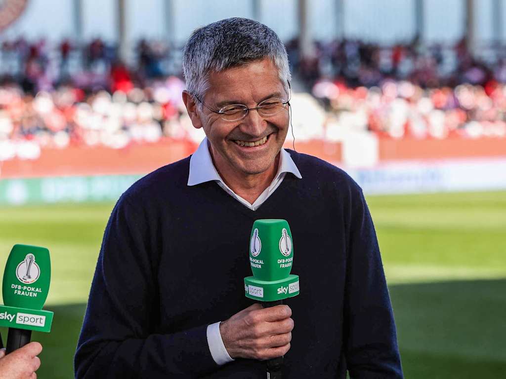 Herbert Hainer, FC Bayern Frauen im Pokalhalbfinale gegen Eintracht Frankfurt