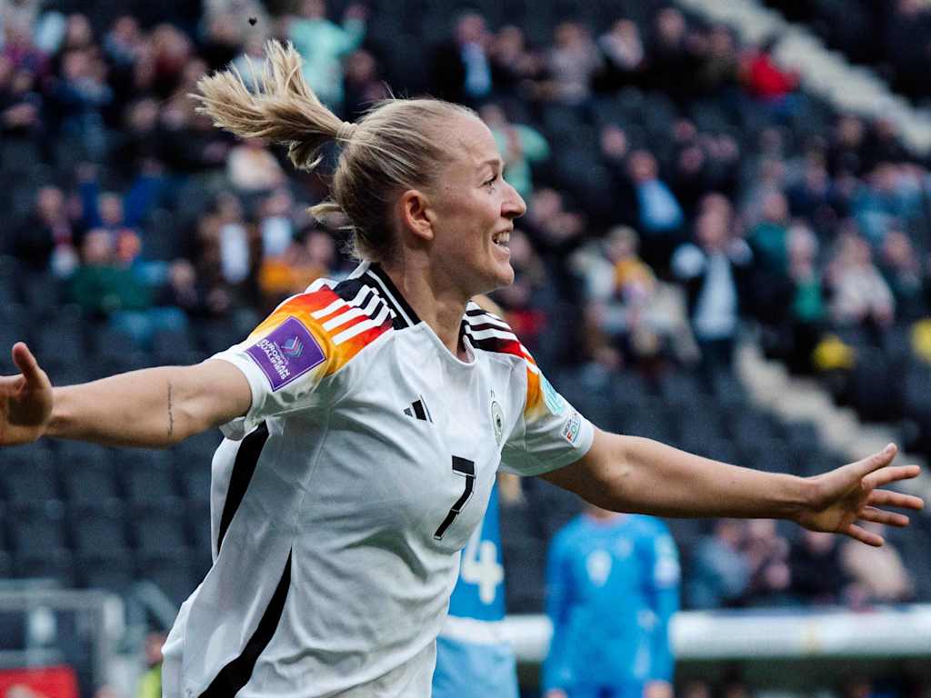 Lea Schüller traf doppelt im zweiten Gruppenspiel gegen Island