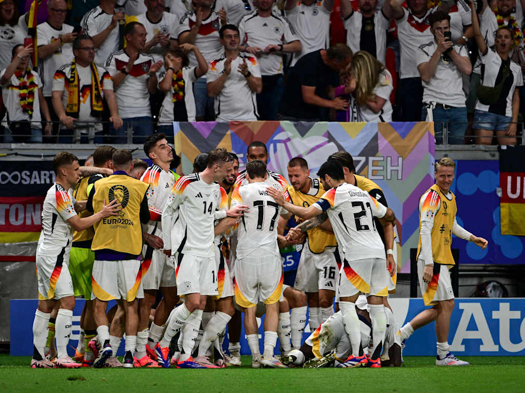 Germany celebrate against Switzerland