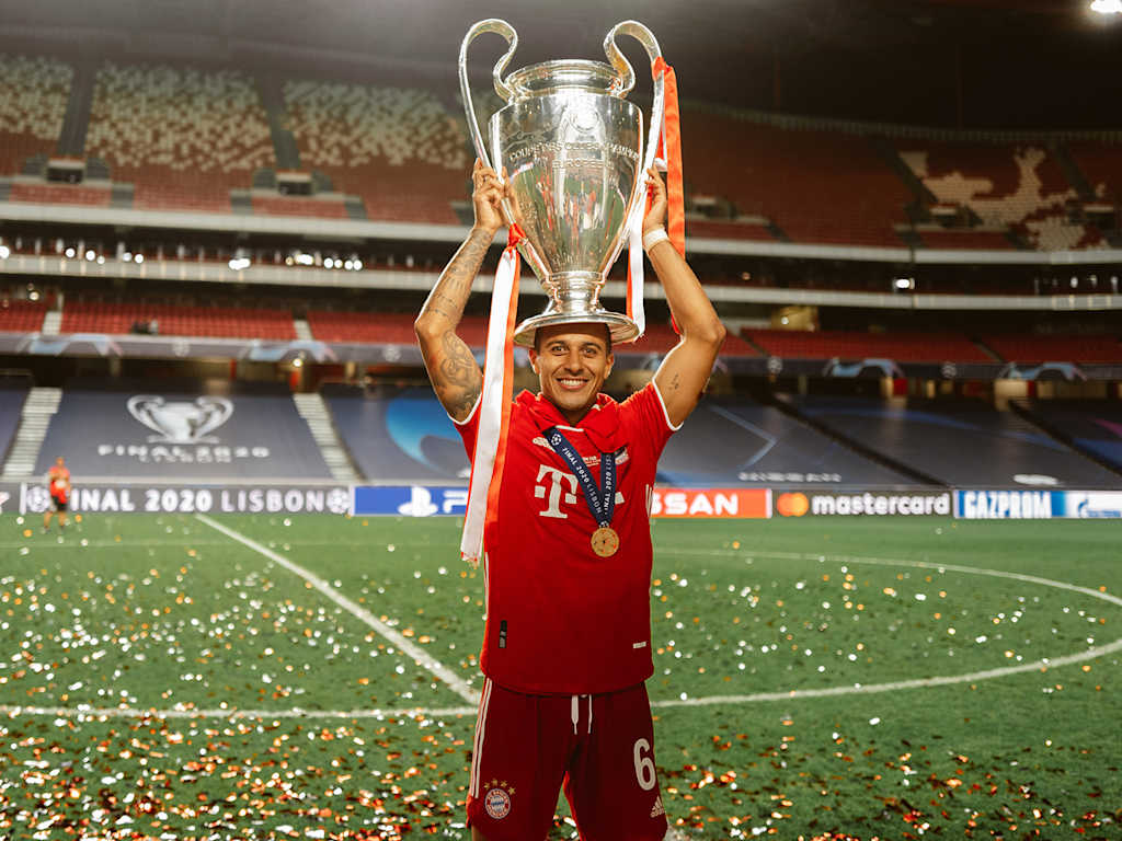 Thiago celebra Champions League