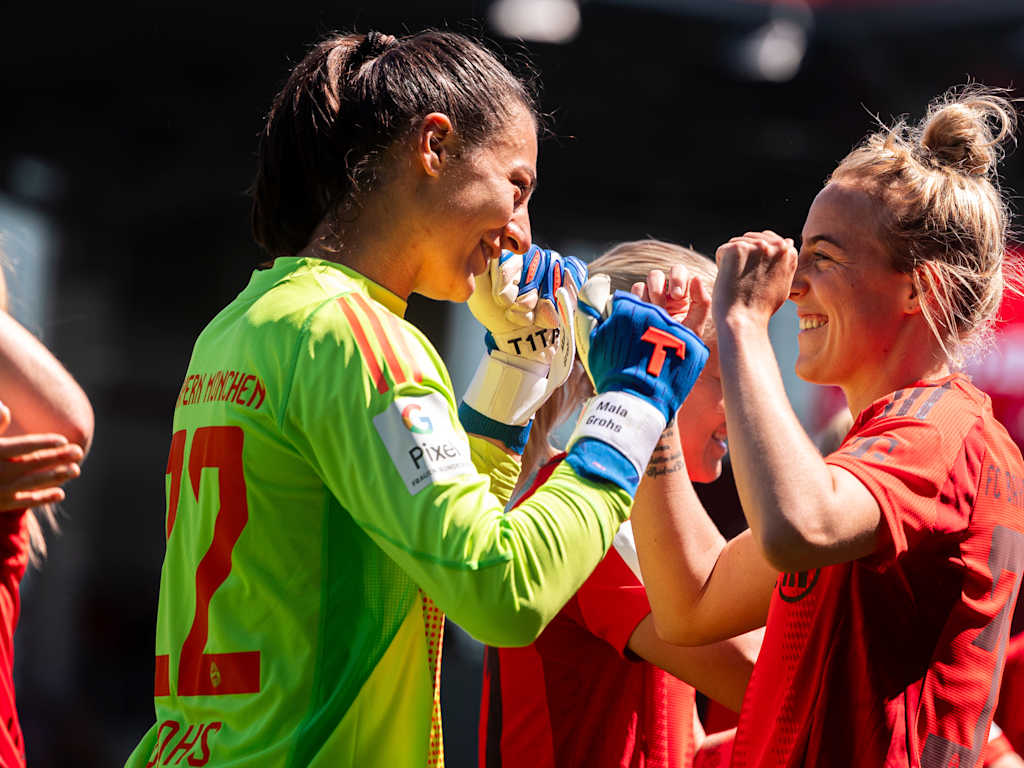 Mala Grohs, Carolin Simon, FC Bayern Frauen
