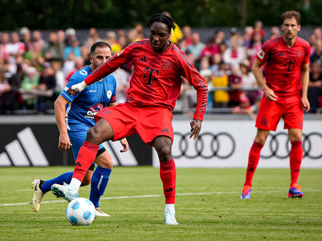 Spielszene aus dem Freundschaftsspiel FC Rottach-Egern vs. FC Bayern