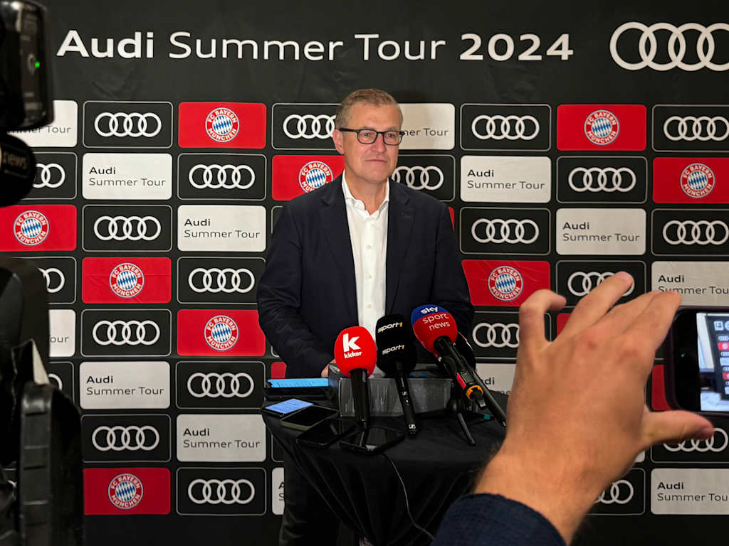 Jan-Christian Dreesen speaking