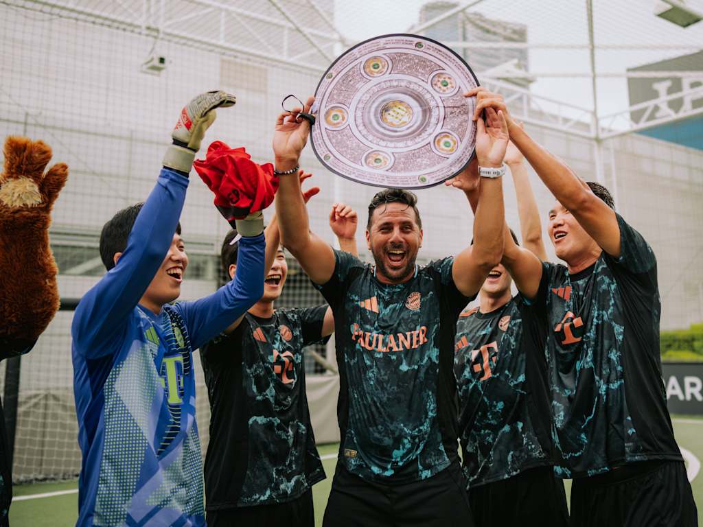 Claudio Pizarro at the FC Bayern Legends Fan Match in Seoul