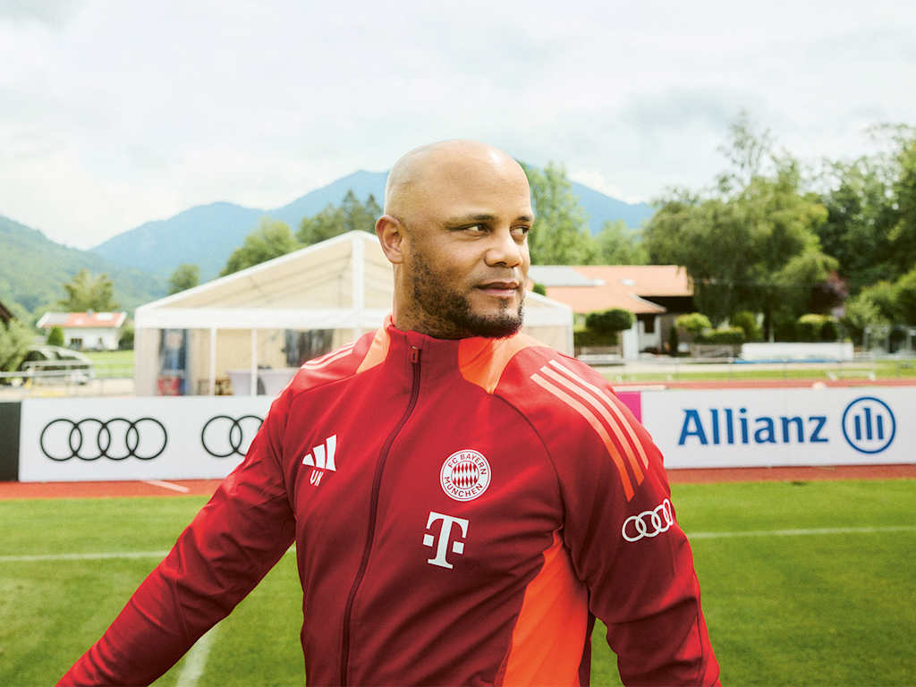 Vincent Kompany auf dem Trainingsplatz während des Trainingslagers des FC Bayern am Tegernsee