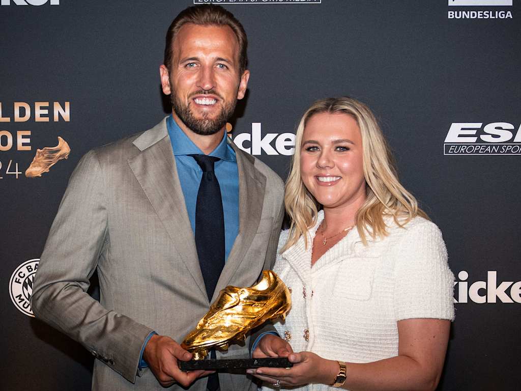 Harry Kane received the Golden Shoe award on Tuesday