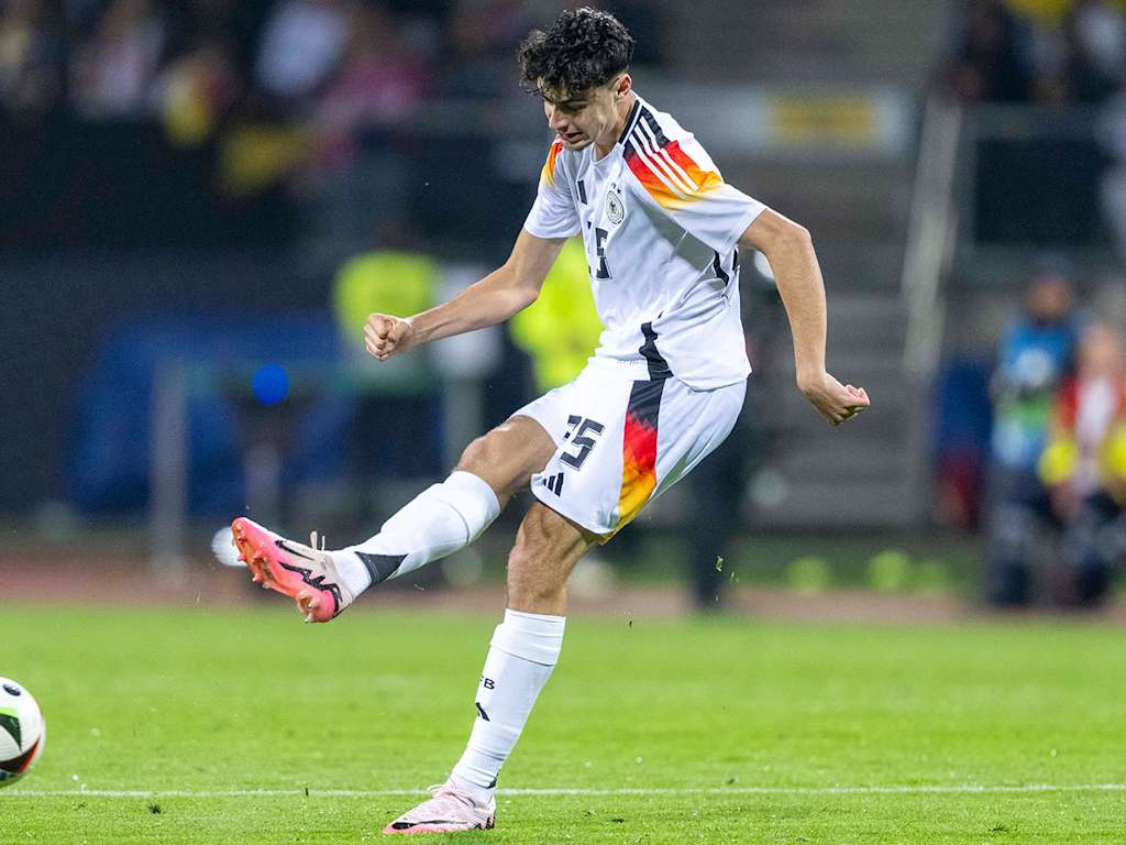 Aleksandar Pavlovic for Germany against Ukraine
