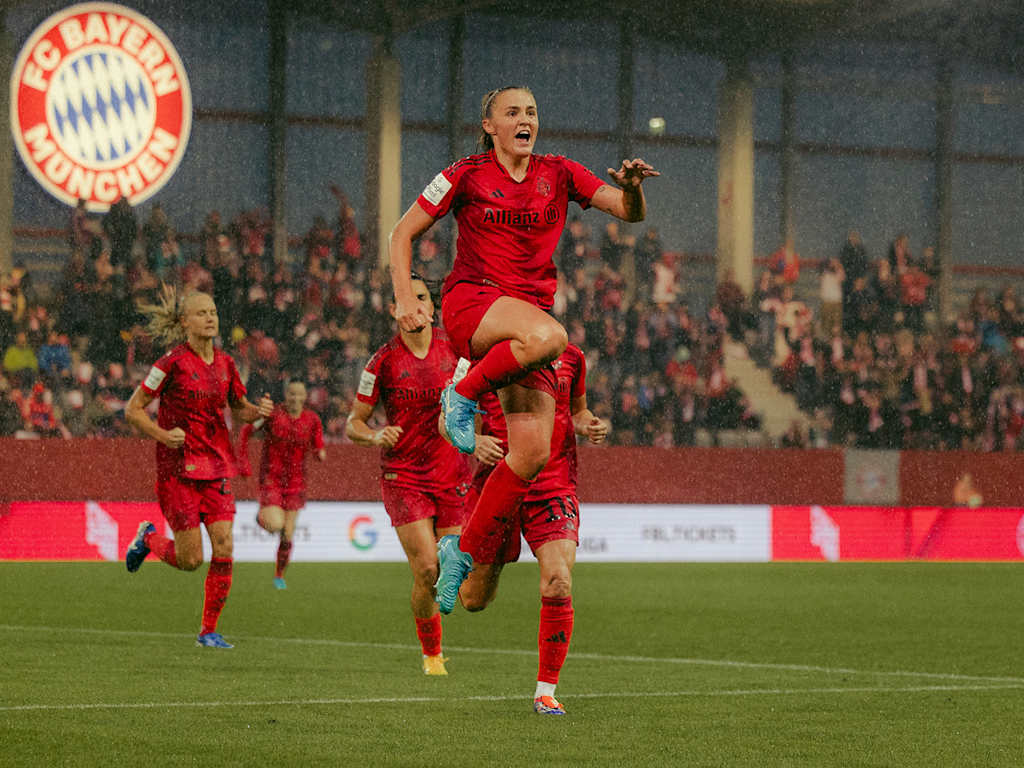 Georgia Stanway, Jubel, FC Bayern Frauen zuhause gegen RB Leipzig