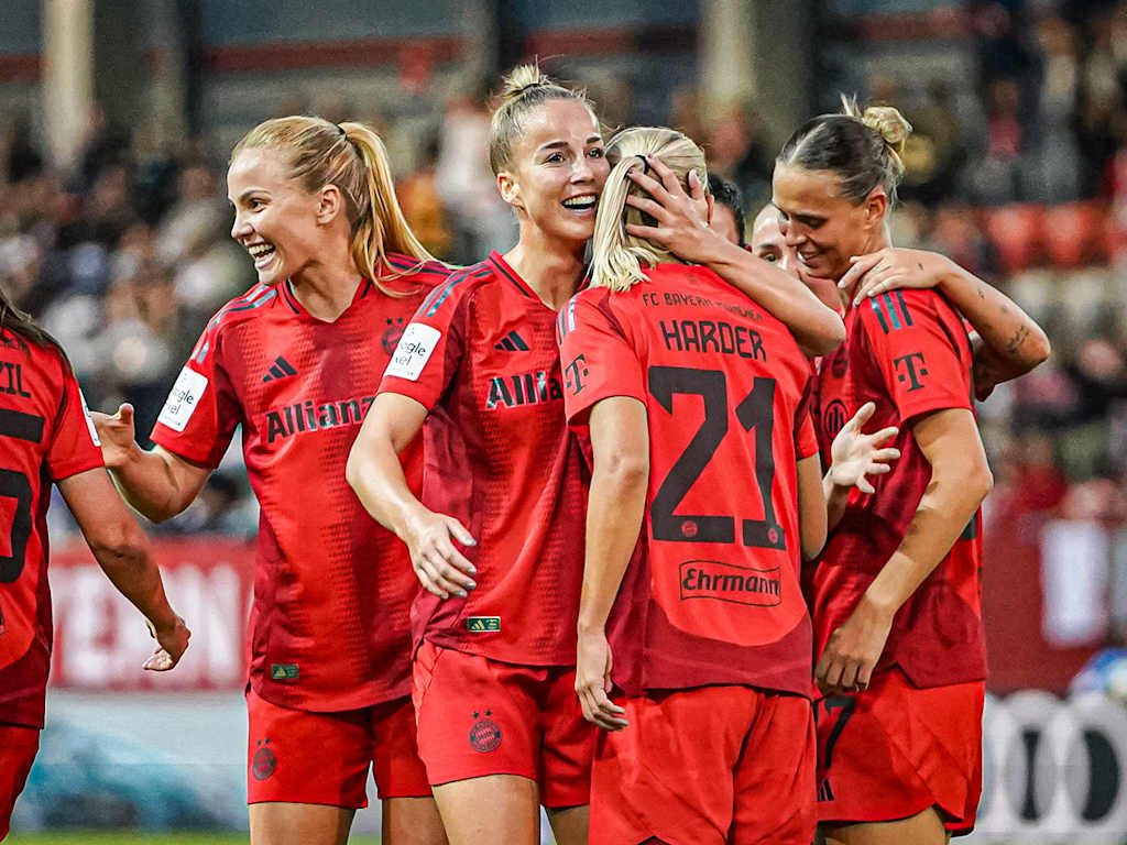 Jubel, FC Bayern Frauen zuhause gegen die TSG Hoffenheim