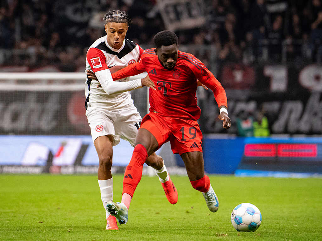 Reparto de puntos en el tiempo añadido: a pesar de ir ganando 2-3, FC Bayern y Eintracht Frankfurt acaban empatando 3-3