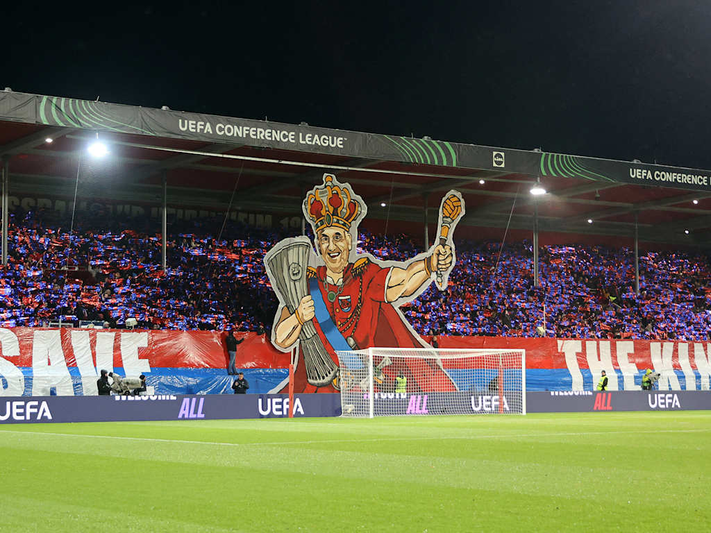 Heidenheim tifo against Chelsea