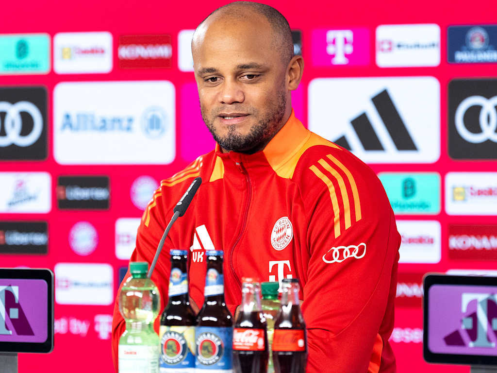 Vincent Kompany im Pressetalk vor dem Spiel gegen Leipzig