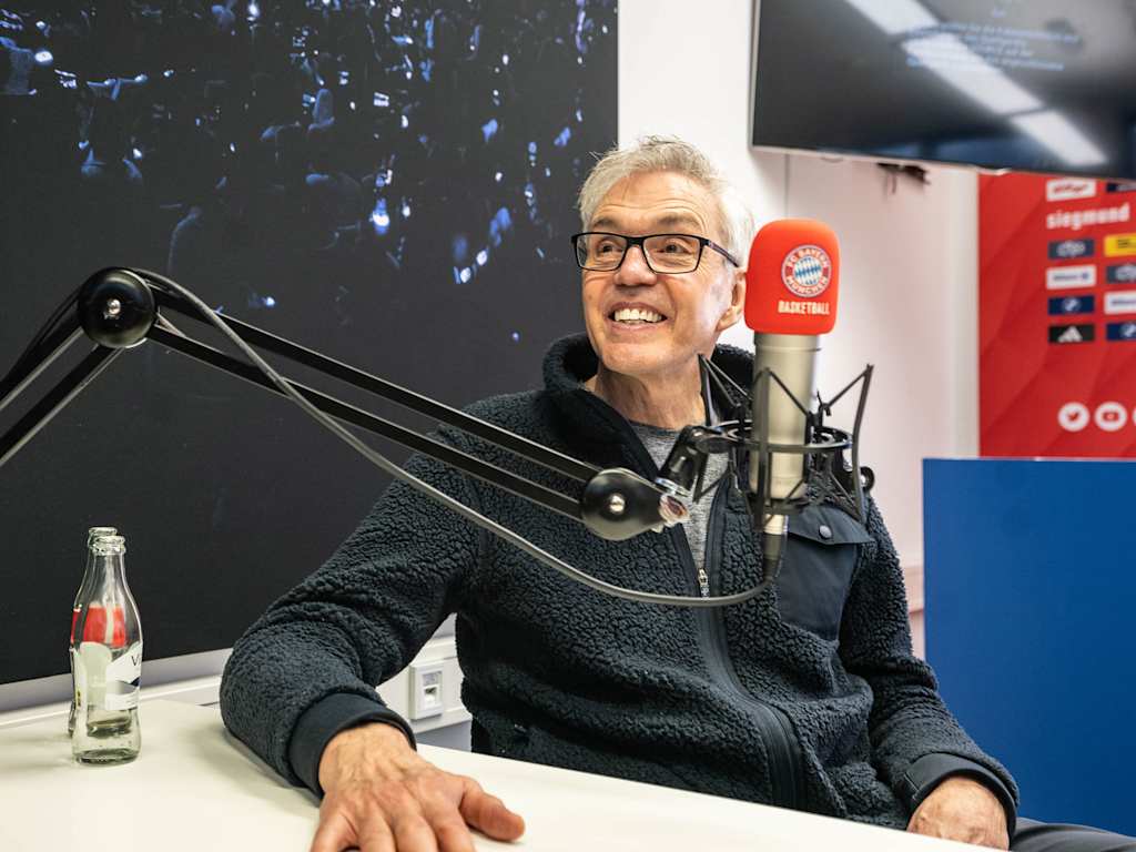 Weltmeister-Trainer Gordon Herbert war zu Gast im Podcast des FC Bayern Basketball.