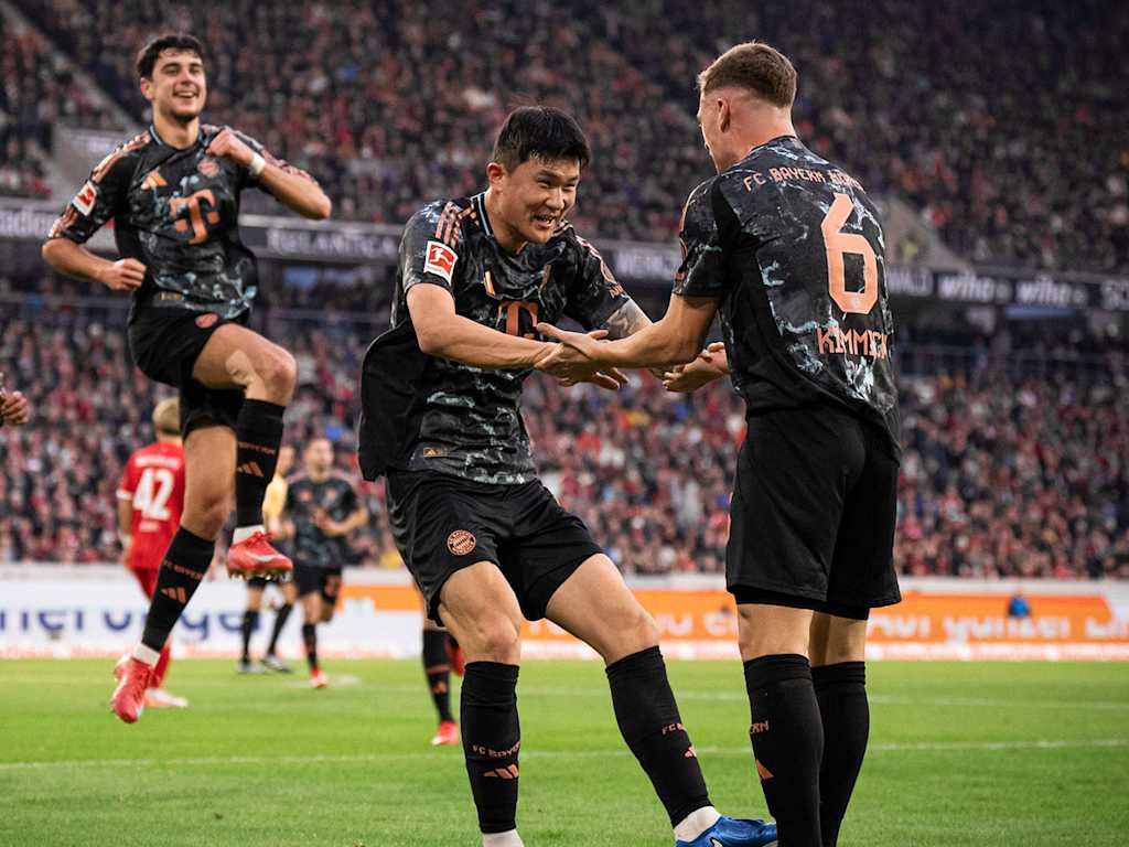 Minjae Kim and Joshua Kimmich during FC Bayern's match against Freiburg