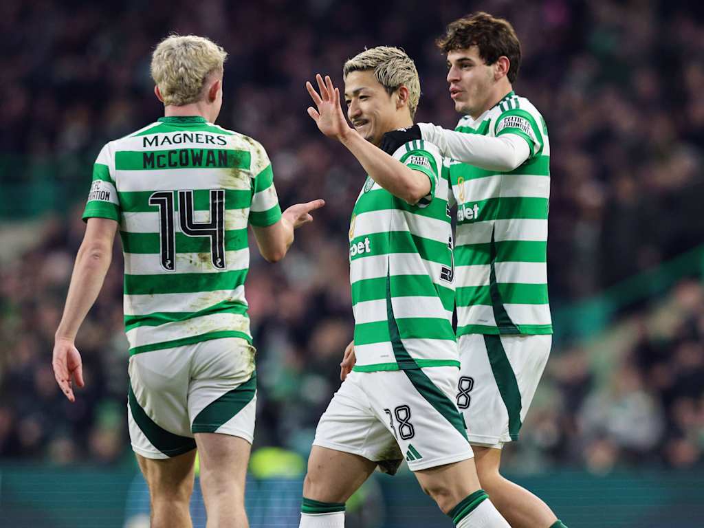 Daizen Maeda von Celtic Glasgow im Spiel gegen die Raith Rovers