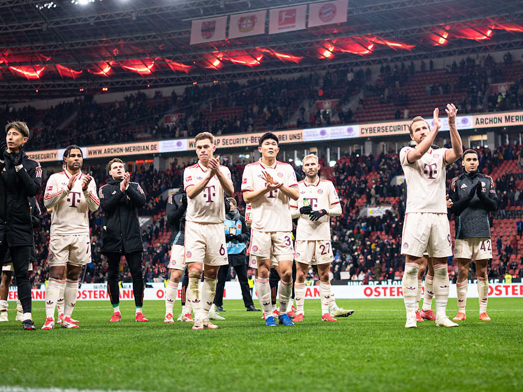 250215-fcbayern-applaus-leverkusen-mel