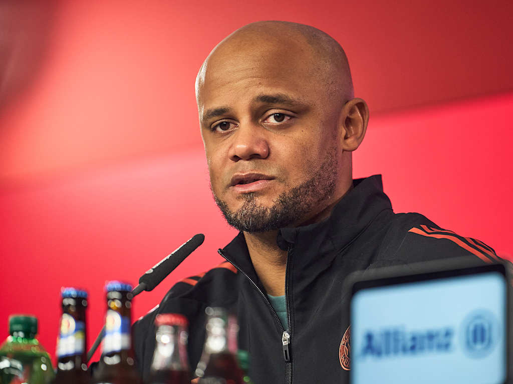 Vincent Kompany im Pressetalk vor dem Bundesliga-Spiel bei Union Berlin.