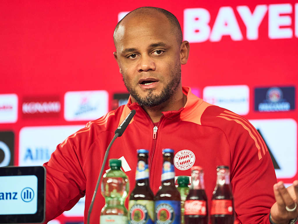 Vincent Kompany spricht im Pressetalk des FC Bayern