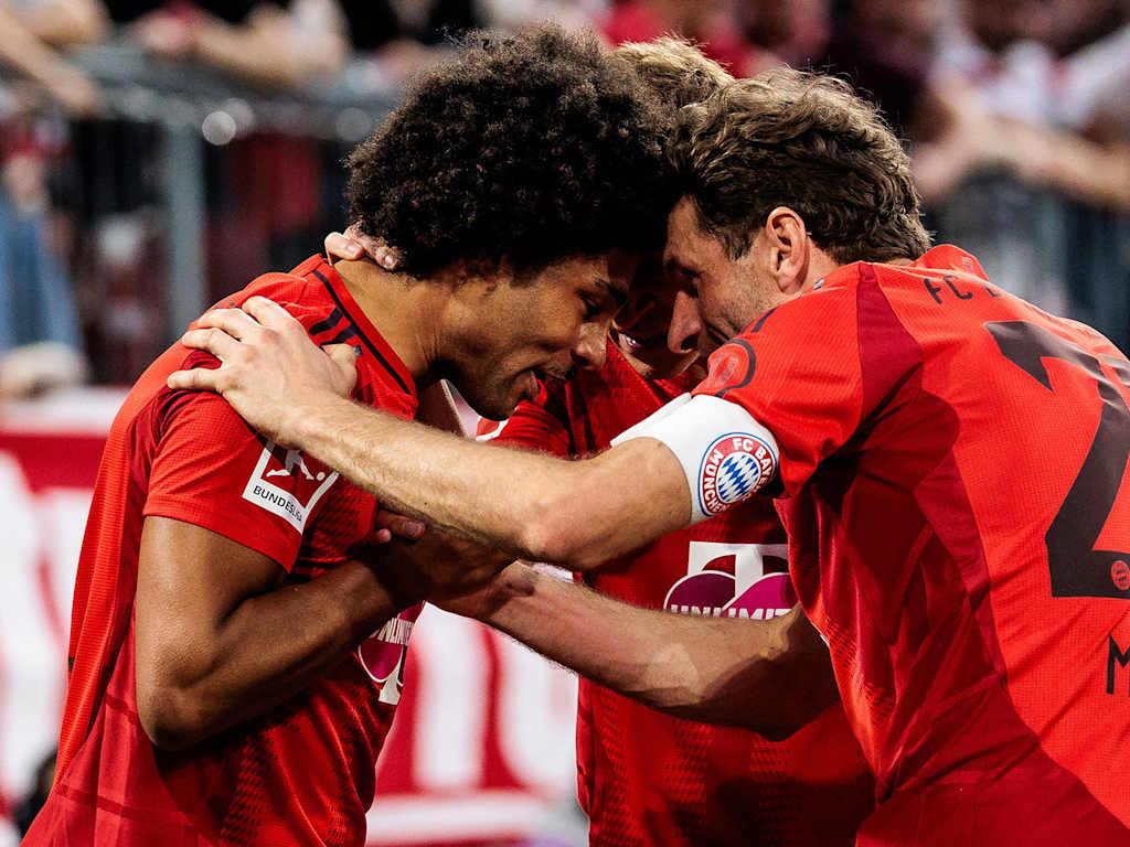250412-jubel-gnabry-mueller-imajpg