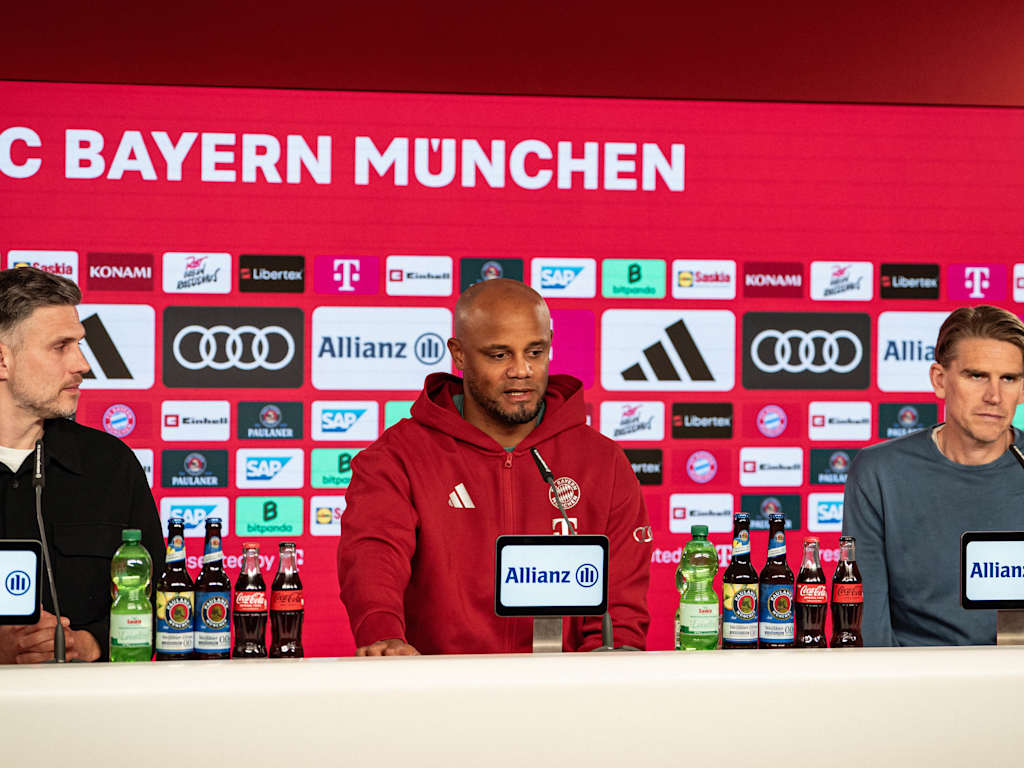 Vincent Kompany en la sala de prensa
