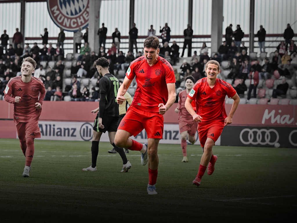Spielszene aus dem Duell der FC Bayern U19 beim Nachwuchs des Chemnitzer FC