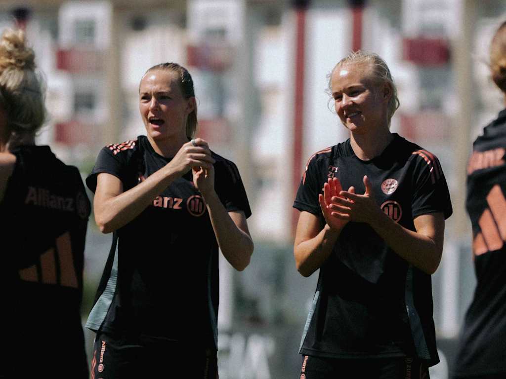 Magdalena Eriksson Pernille Harder FC Bayern Women