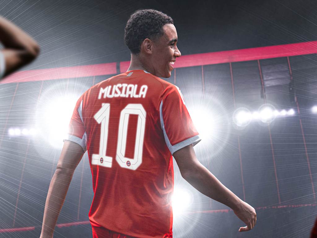 Graphic of Jamal Musiala wearing the FC Bayern jersey with the number 10 on the back.
