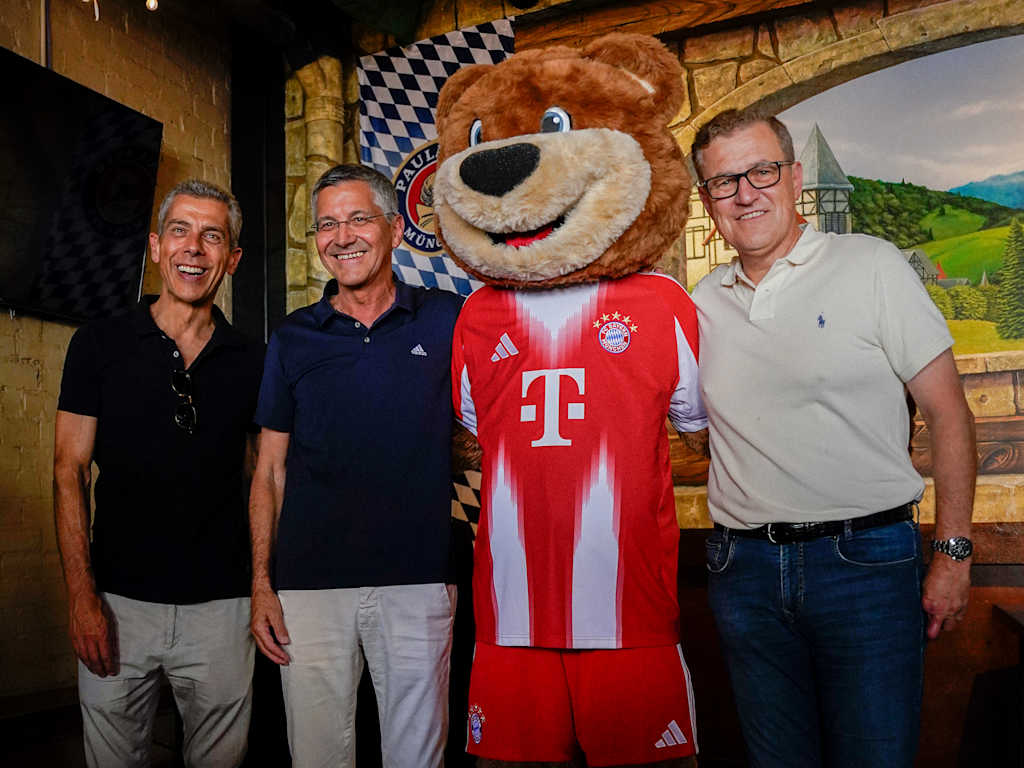 Michael Diederich, Herbert Hainer, Berni Jan-Christian Dreesen evento aficionados FC Bayern in Atlanta