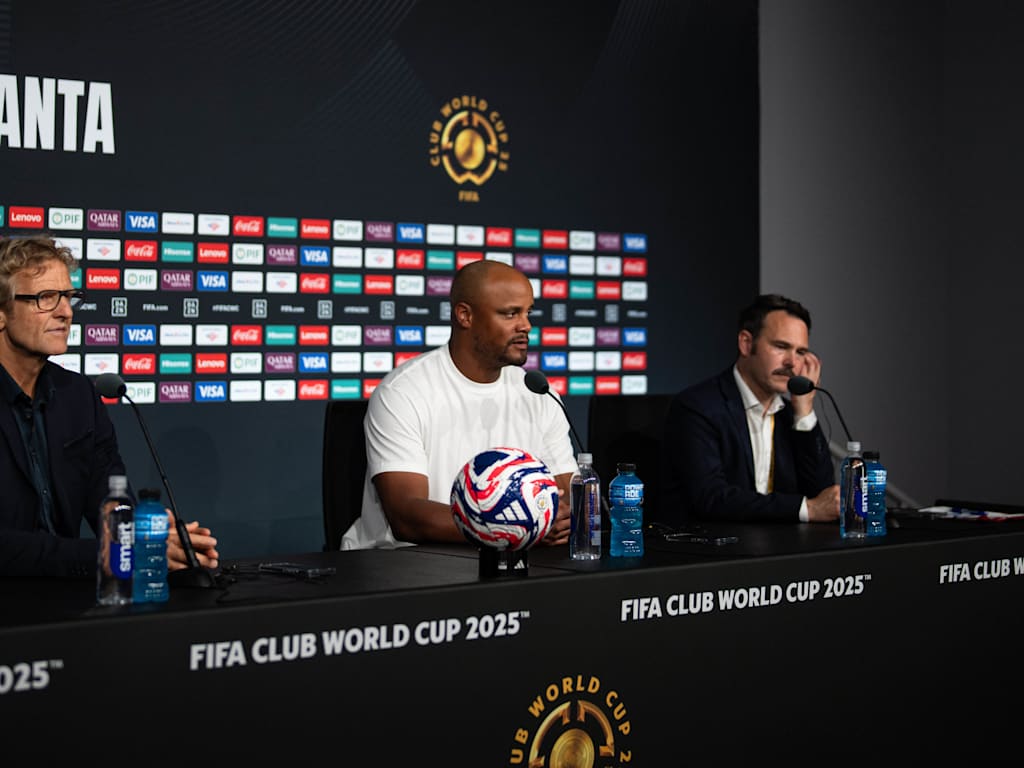 Vincent Kompany at the press conference after FC Bayern's Club World Cup match against Paris Saint-Germain