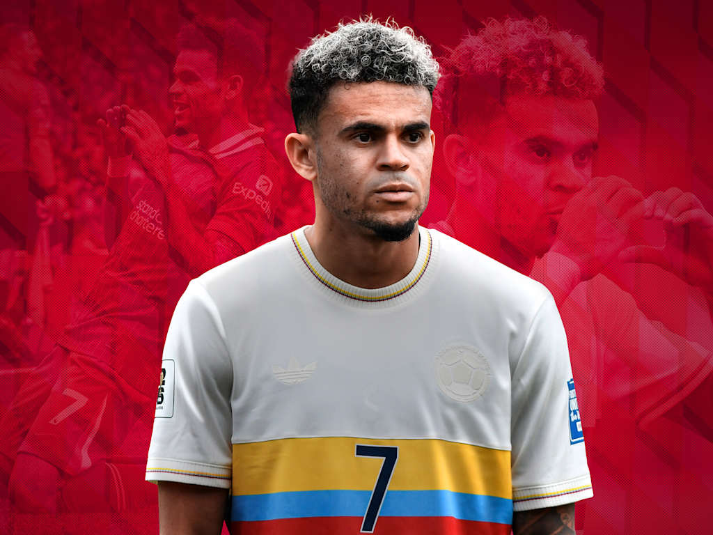 Luis Diaz in the Colombian national team shirt