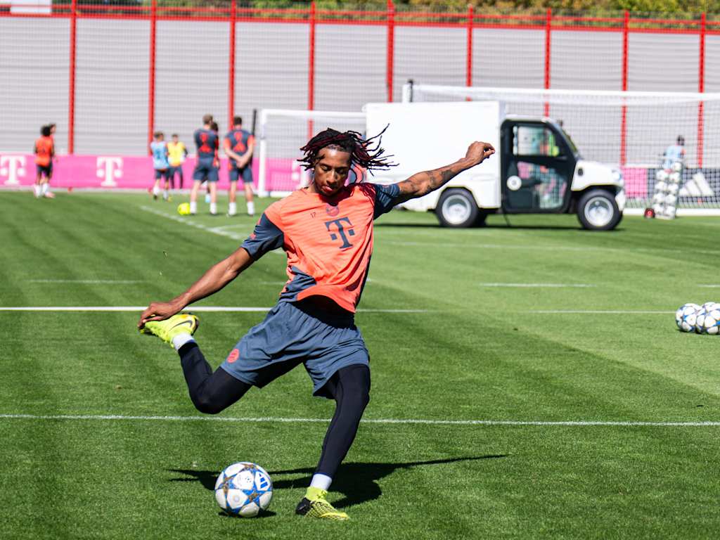 Michael Olise beim Training.