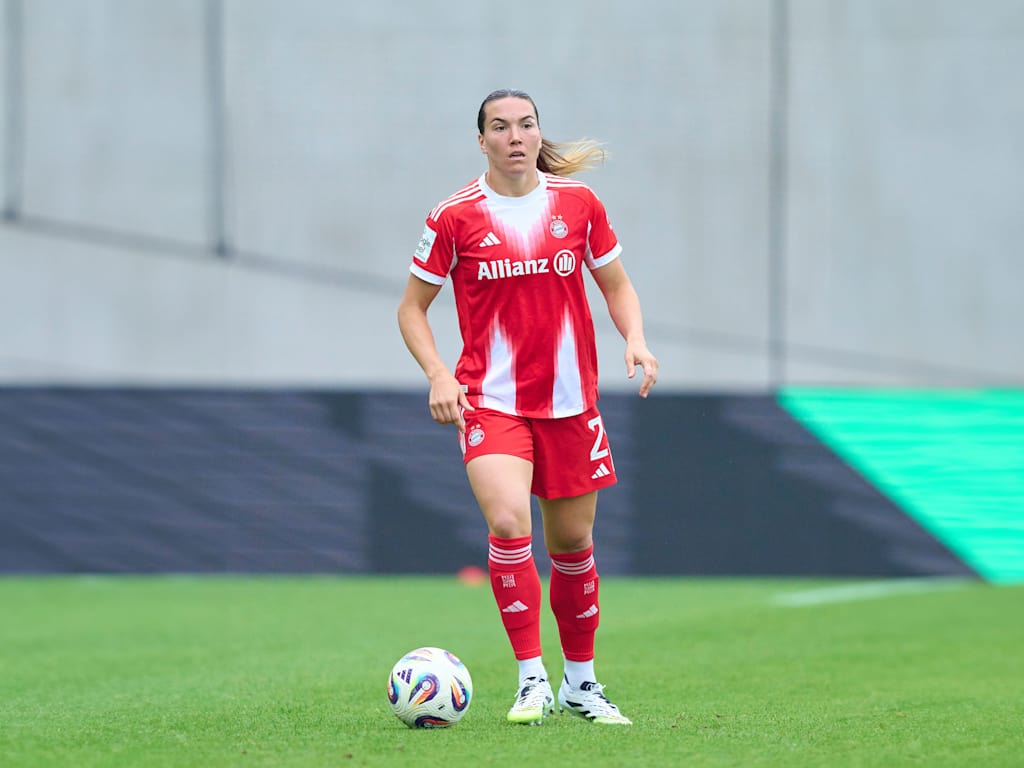 Vanessa Gilles während einer Partie am FC Bayern Campus.