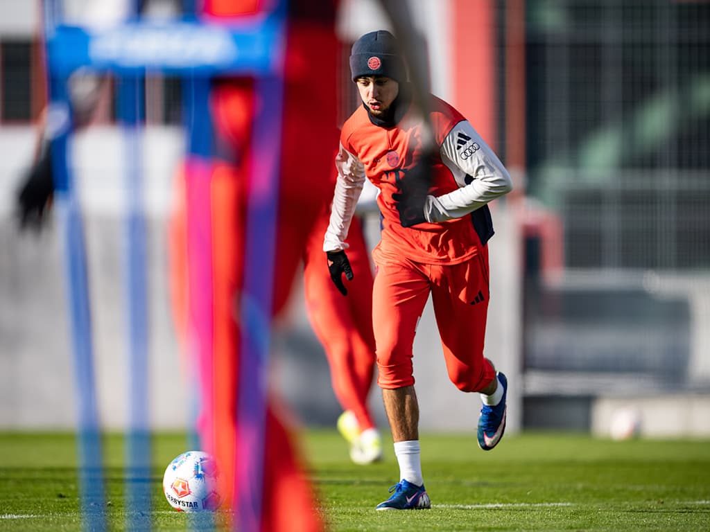 Alles rund um die Profis des FC Bayern im Liveticker