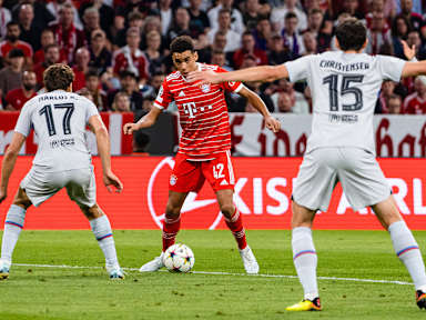 02-fcbbarca-130922-mel