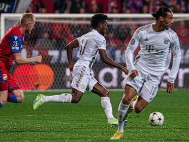 19-pilsen-fcbayern-121022-mel