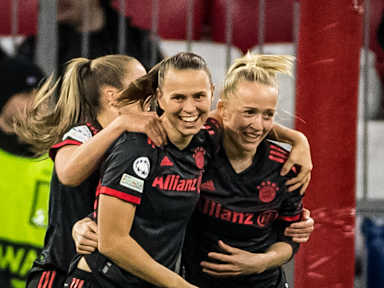 FC Bayern Frauen, Alexander Straus