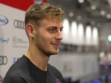 239729-interview-stanisic-fcb-kawasaki