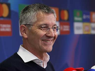 240418_interviews-fcbayern-arsenal-hainer