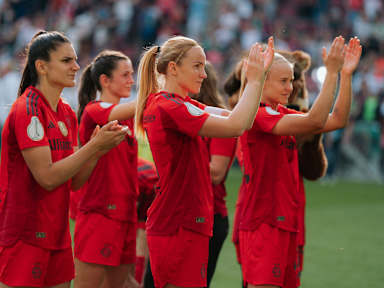Giulia Gwinn nach dem Spiel bei Bayer 04 Leverkusen
