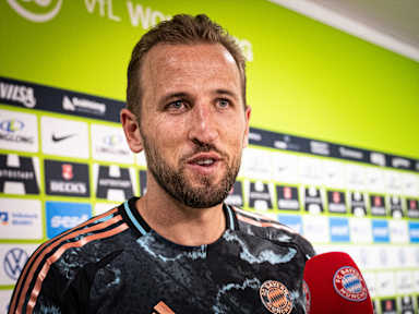 FC Bayern-Stürmer Harry Kane äußert sich im Interview nach dem Spiel beim VfL Wolfsburg.