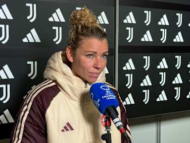 Linda Dallmann nach dem Spiel gegen Juventus Turin