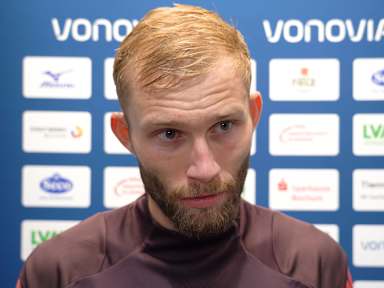 Konrad Laimer vom FC Bayern im Interview nach dem Spiel beim VfL Bochum