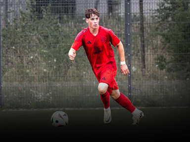 Spielszene aus dem Duell der FC Bayern U19 gegen den FC Ingolstadt 04.