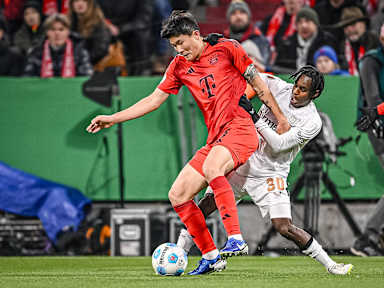 Spielszene aus dem DFB-Pokalspiel FC Bayern - Bayer 04 Leverkusen