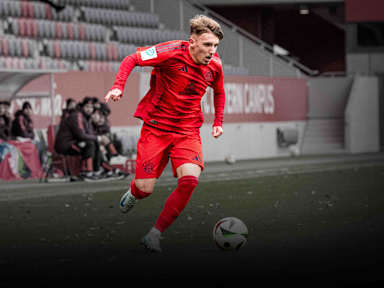 Spielszene aus dem Duell der FC Bayern U19 gegen den FC Augsburg